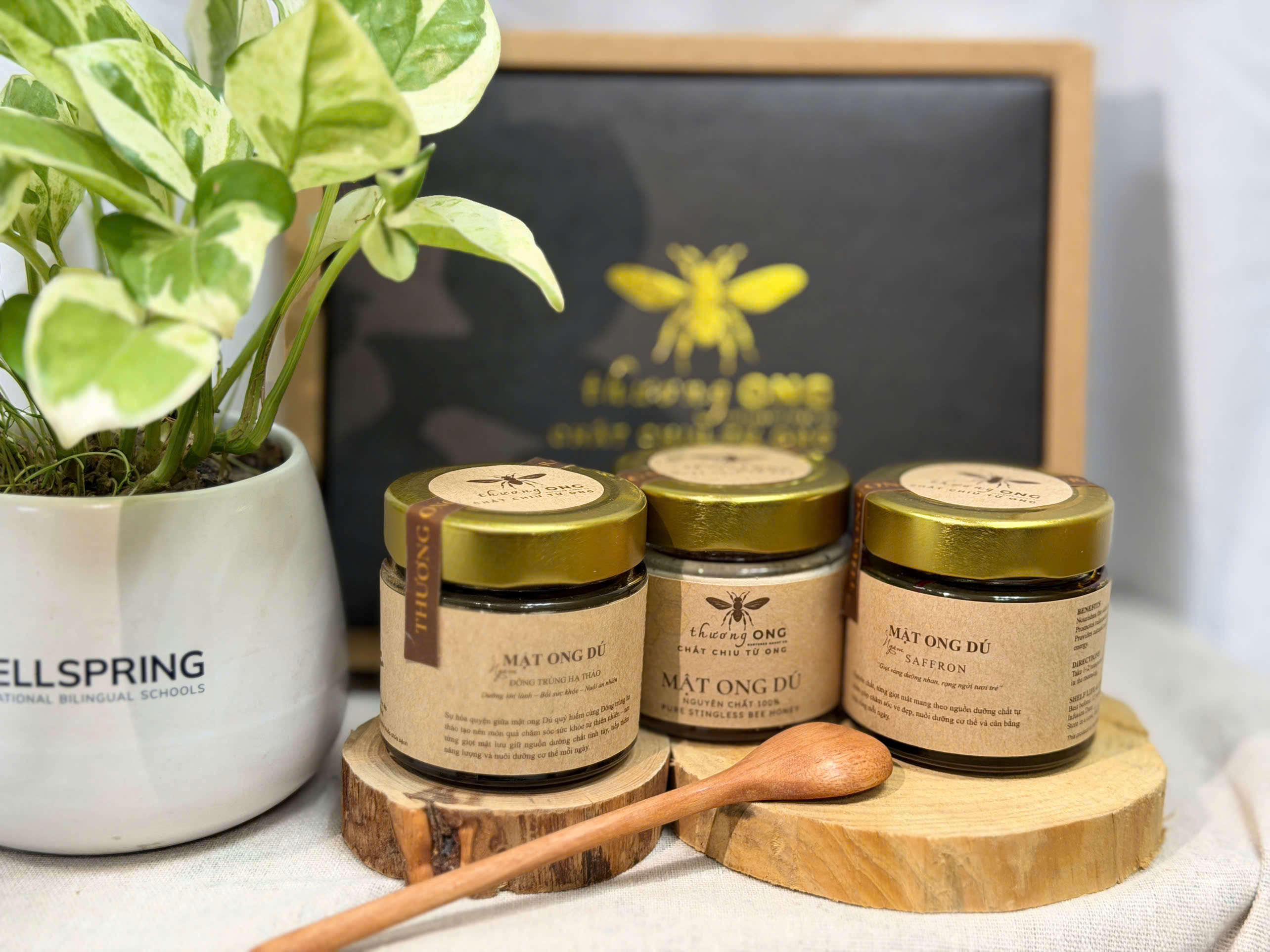 Set quà tặng cao cấp “Bách hoa sắc khang”